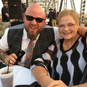 Meet your Posher, Chris